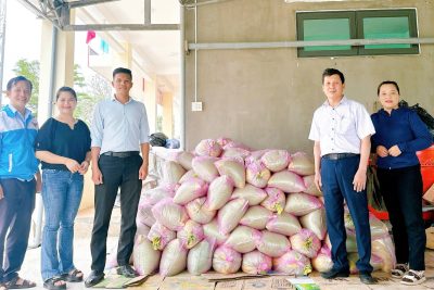 KẾT QUẢ VỀ VIỆC ỦNG HỘ ĐỒNG BÀO LŨ LỤT CỦA NHÀ TRƯỜNG.