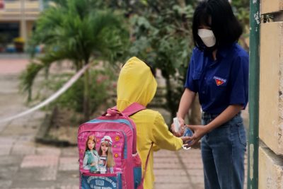 HÂN HOAN CHÀO ĐÓN CÁC EM HỌC SINH TRỞ LẠI TRƯỜNG HỌC SAU THỜI GIAN DÀI HỌC TRỰC TUYẾN VÌ DỊCH BỆNH COVID-19.