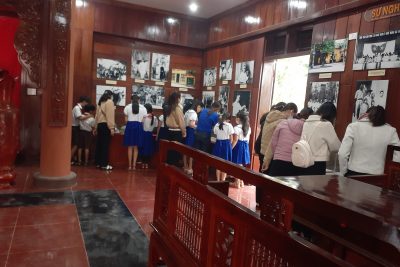 HÀNH TRÌNH ĐẾN VỚI ĐỊA CHỈ ĐỎ